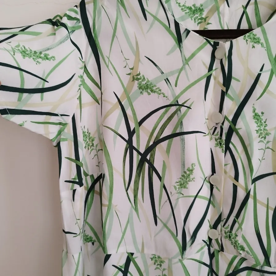 پیراهن زنانه