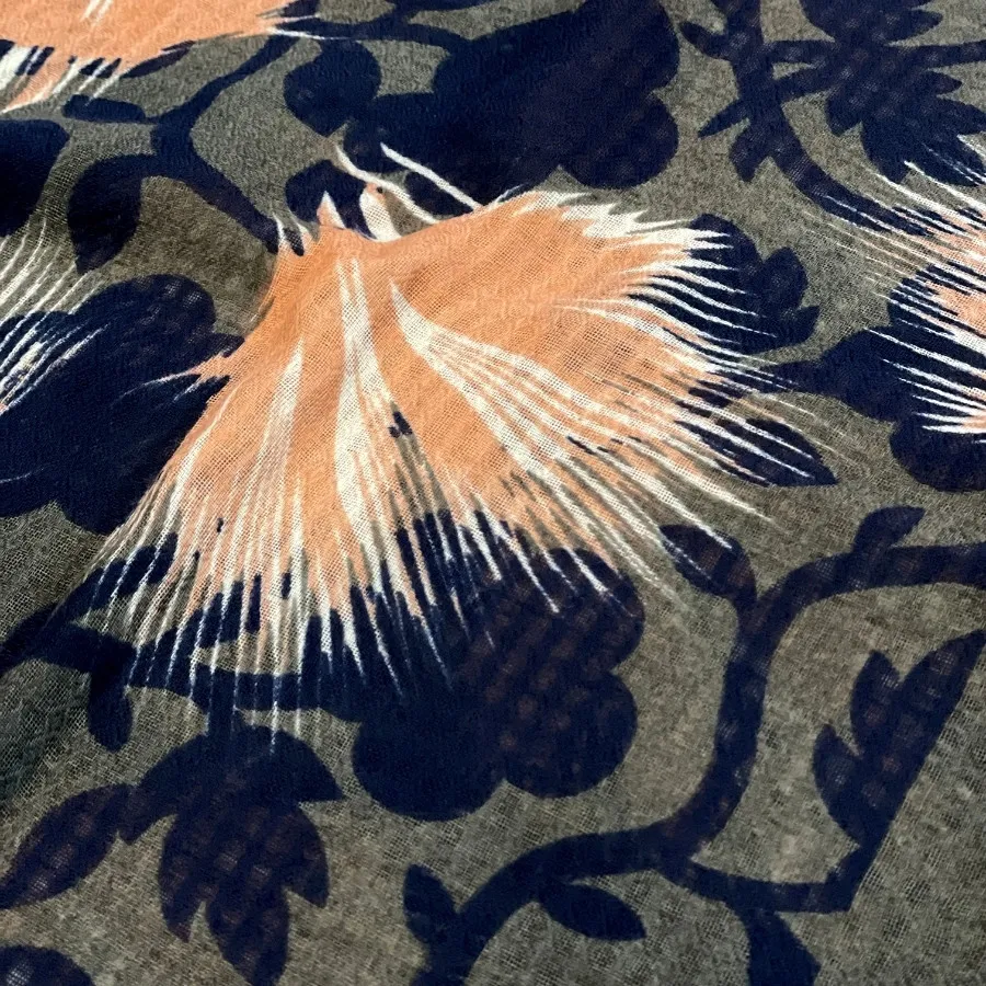 شال نخی لطیف