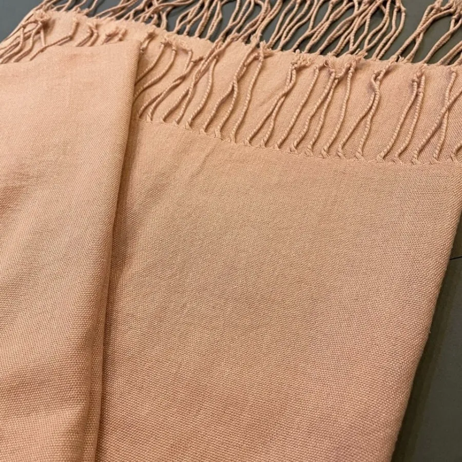 دو تا شال نخی