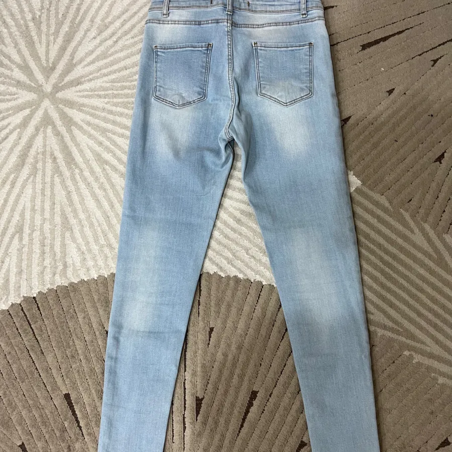 شلوار جین اسکینی