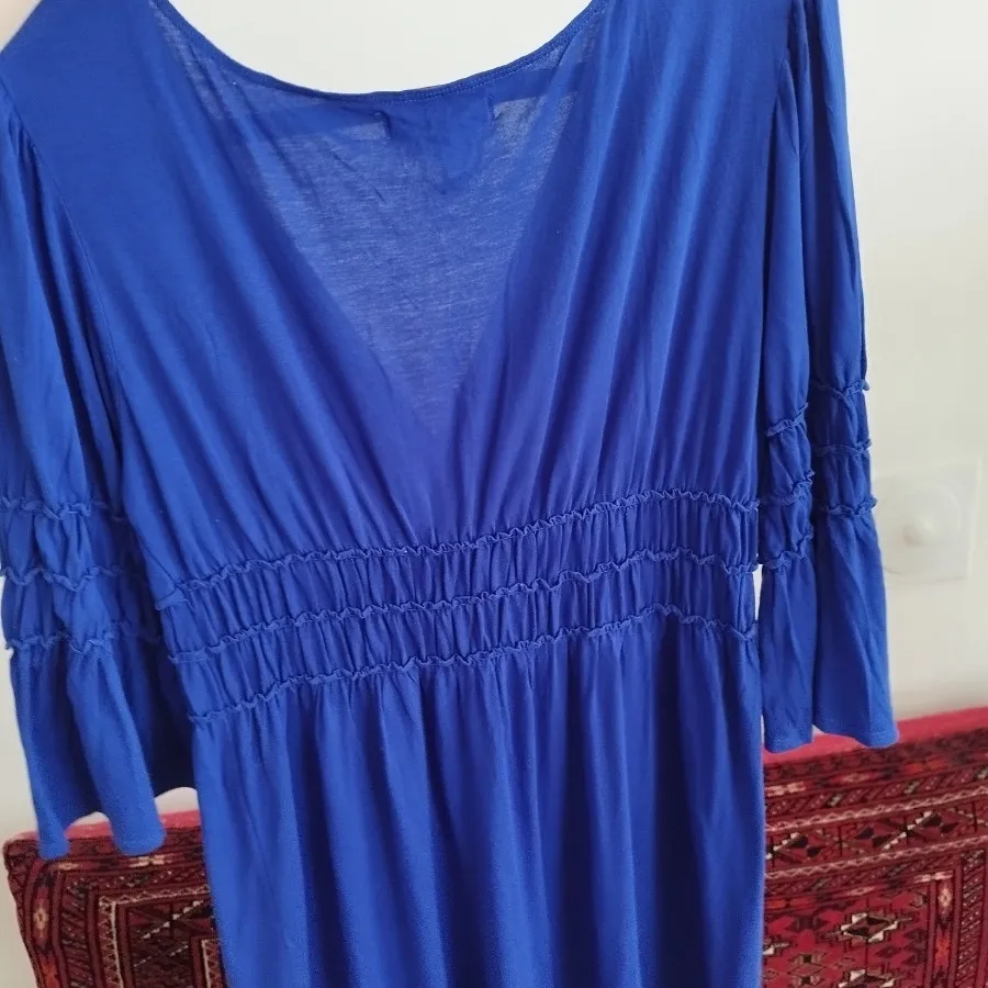 پیراهن آبی سورمه ای