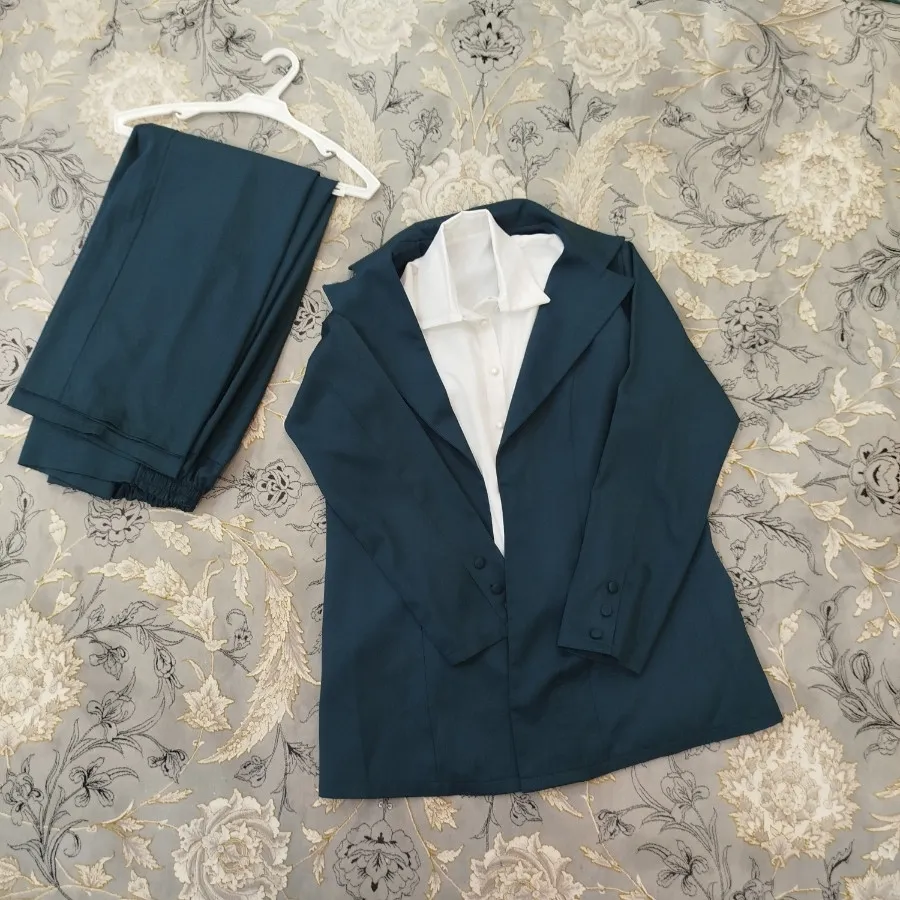 کت شلوار سه تیکه