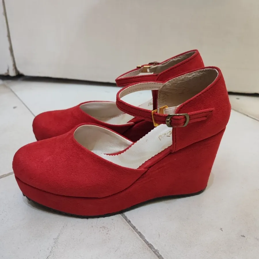 کفش جیر لژدار