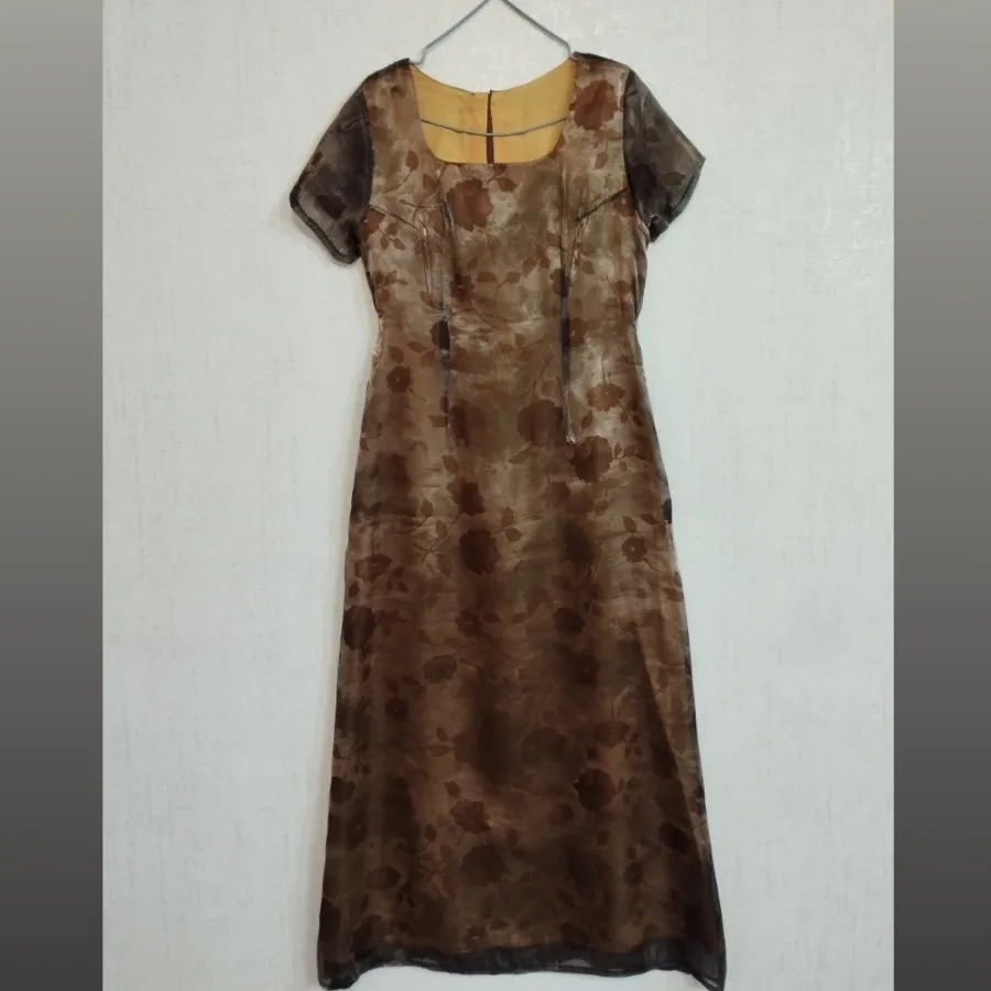 پیراهن حریر شیشه ای