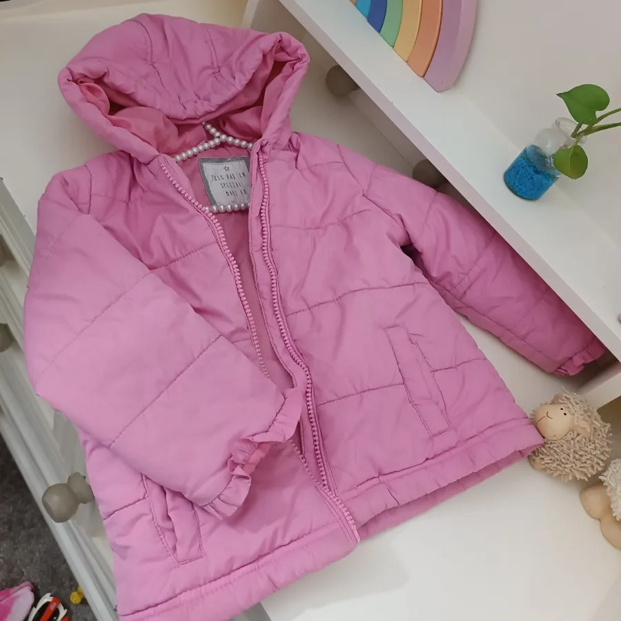 کاپشن خارجی صورتی سه سال