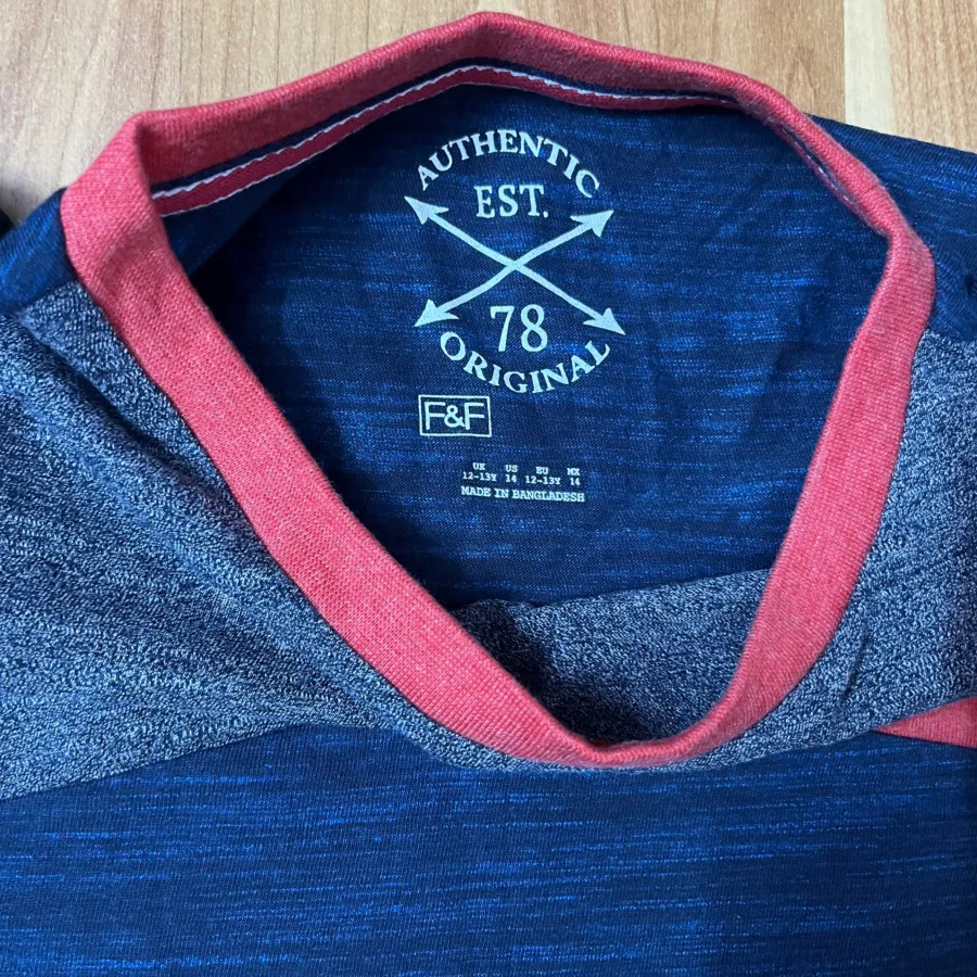 لباس استین بلند