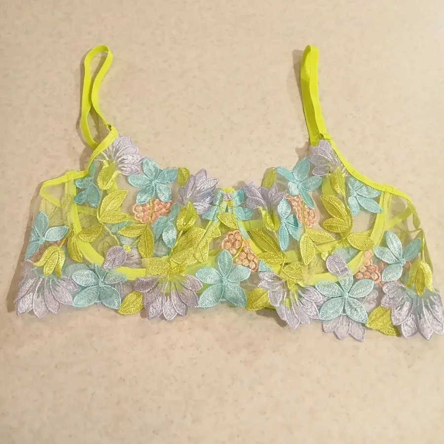 ست سوتین ، شورت و کمری جو