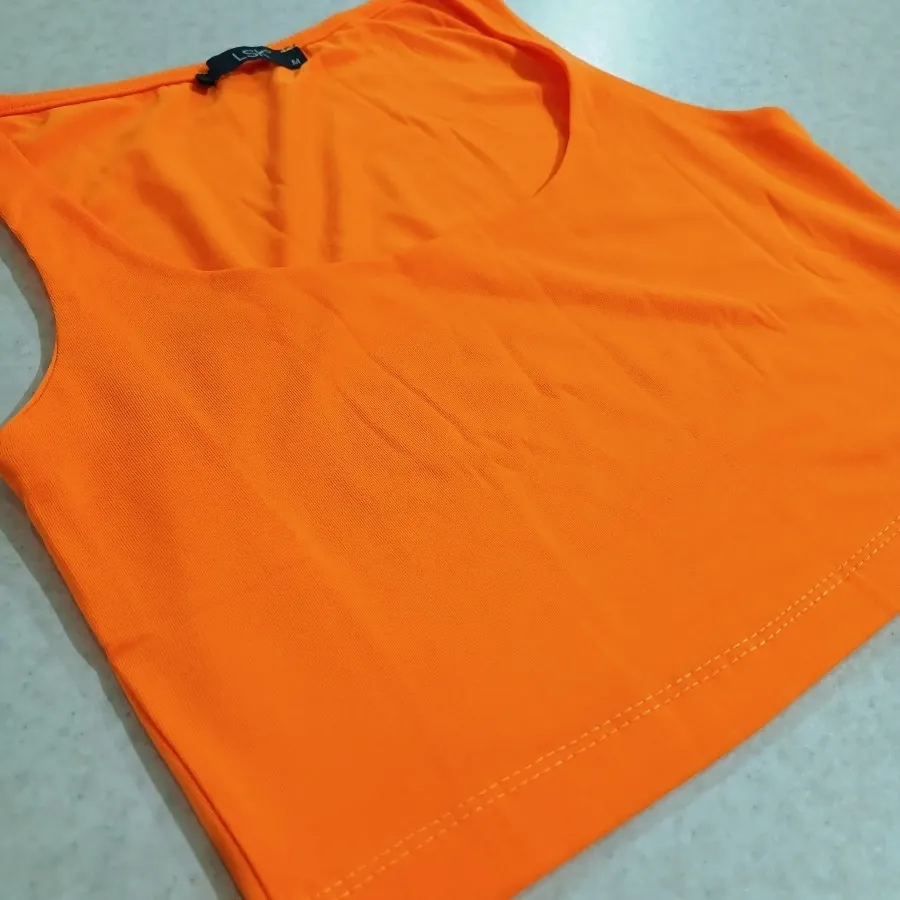 نیم تنه نارنجی خارجی