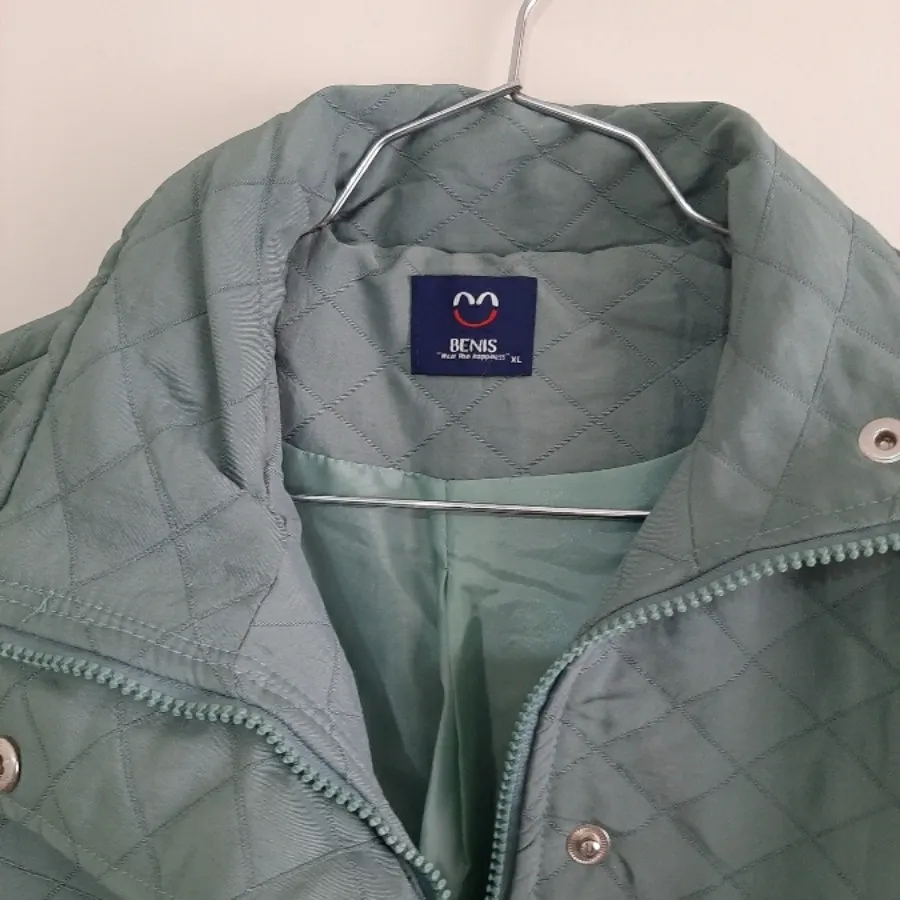 کاپشن مارک بنیس