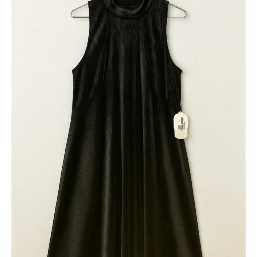 پیراهن مخمل