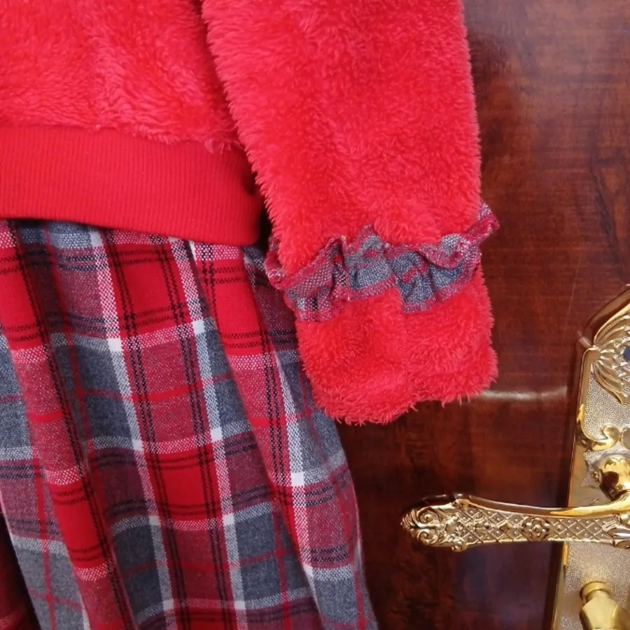 پیراهن پشمی دخترانه