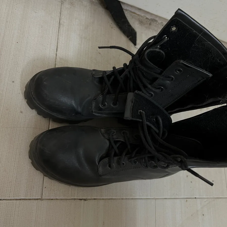 بوت زنانه سایز 38