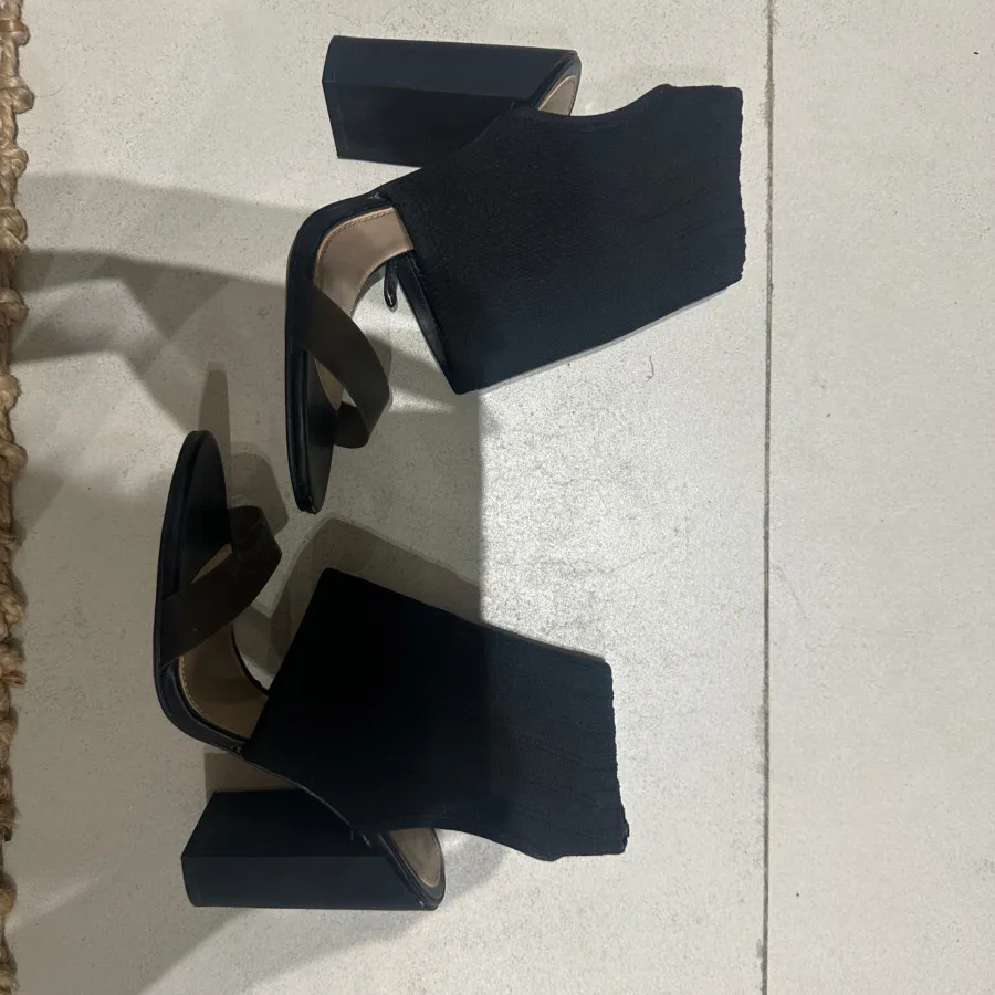 کفش پاشنه بلند برند زارا