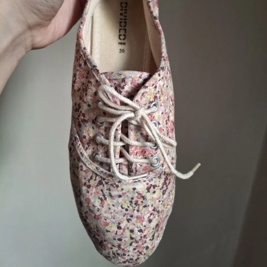 کفش پارچه ای H&M