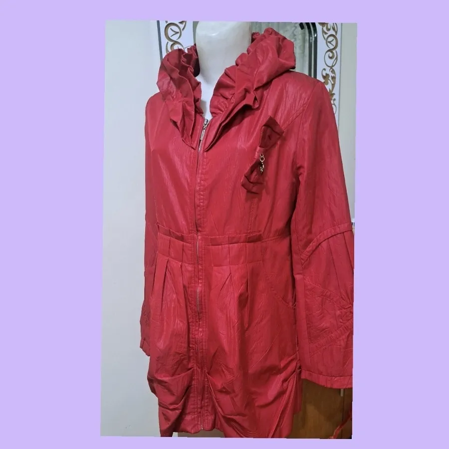 پالتو قرمز مجلسی