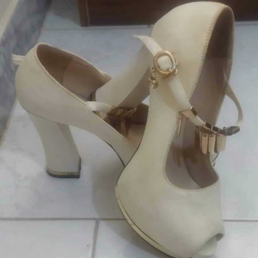 کفش مجلسی پاشنه ده سانتی