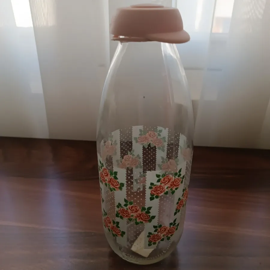 بطری شیر آب