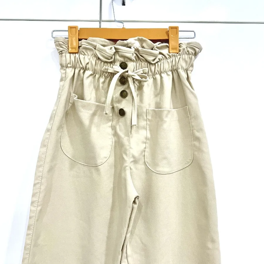 شلوار کرم مام فیت