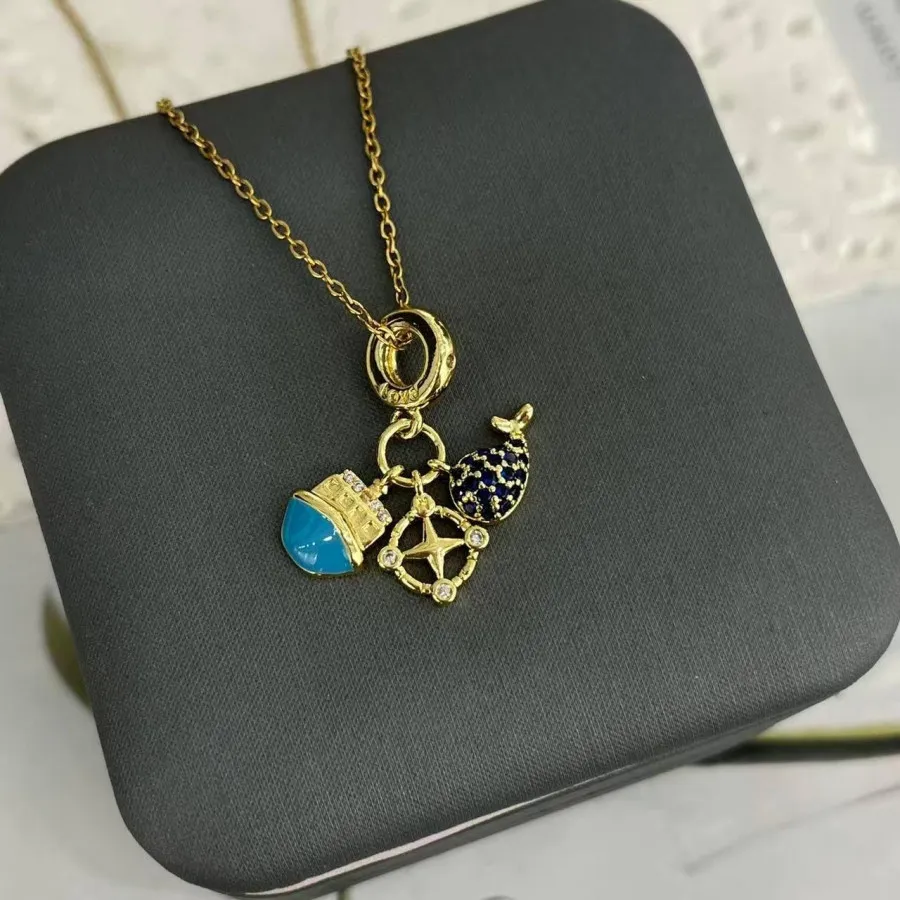 گردنبند چارم