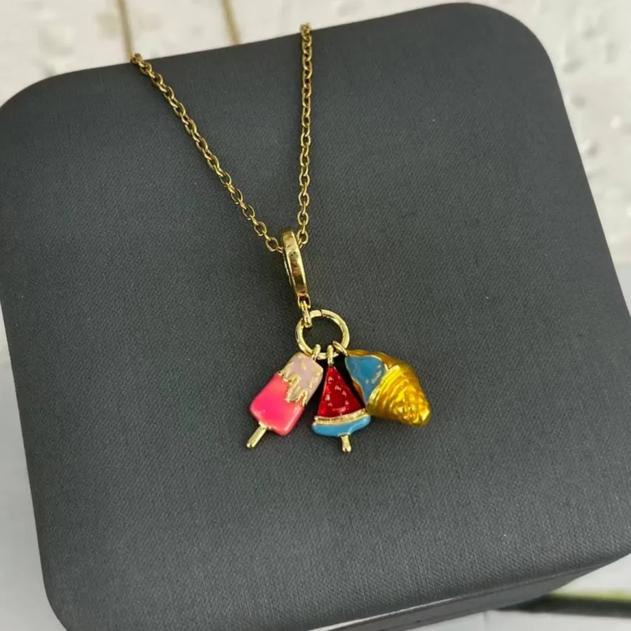 گردنبند چارم