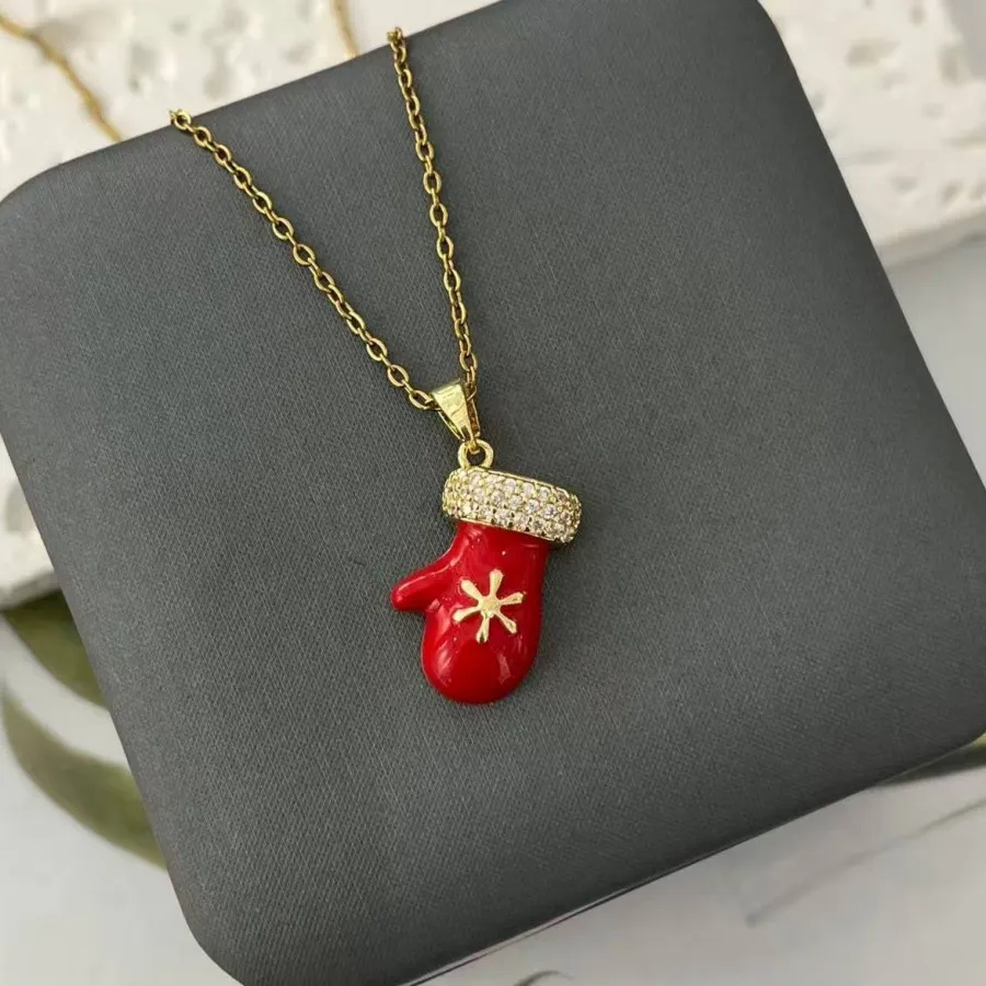 گردنبندهای کریسمسی