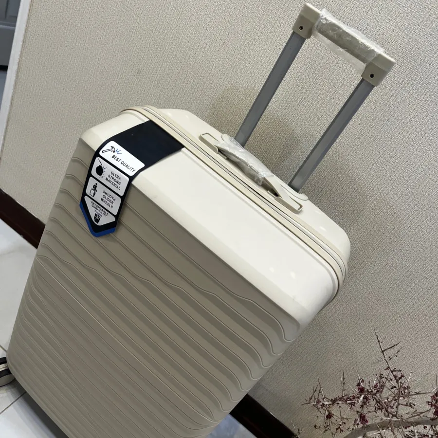 چمدان خارجی کاملا نو