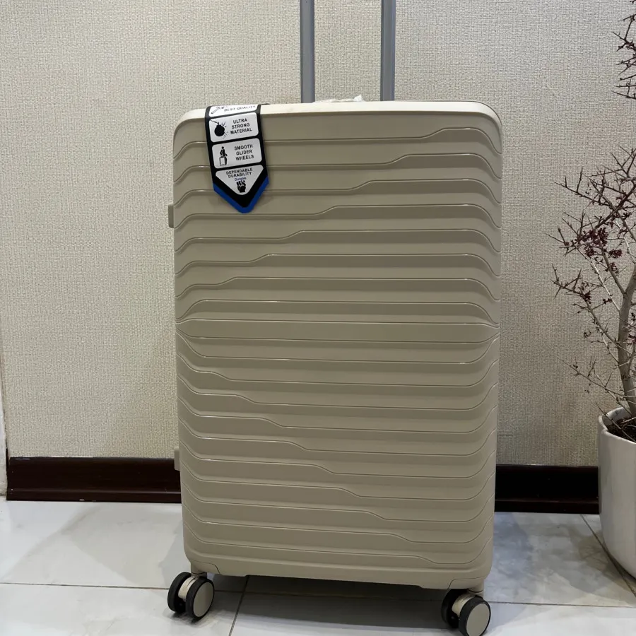 چمدان خارجی کاملا نو