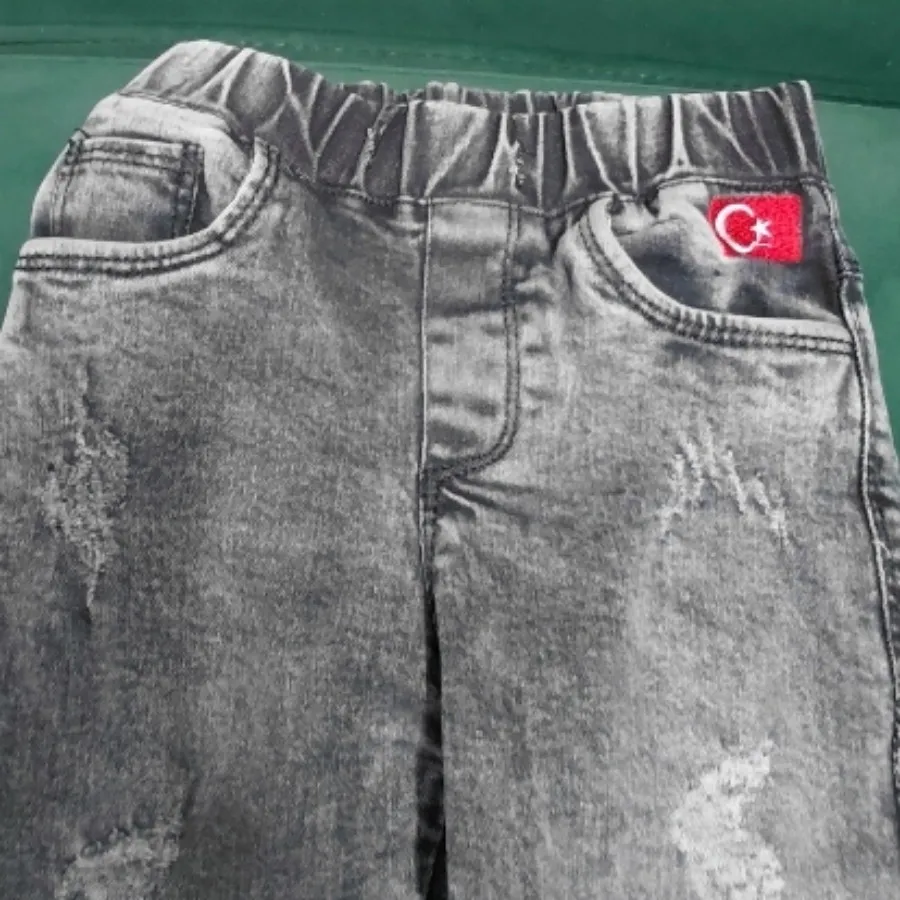 شلوار جین بچگانه