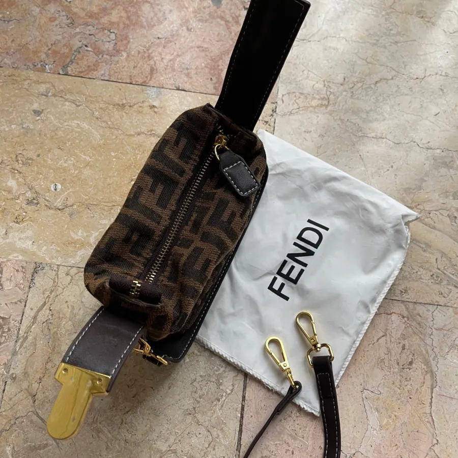 کیف مینی فندی