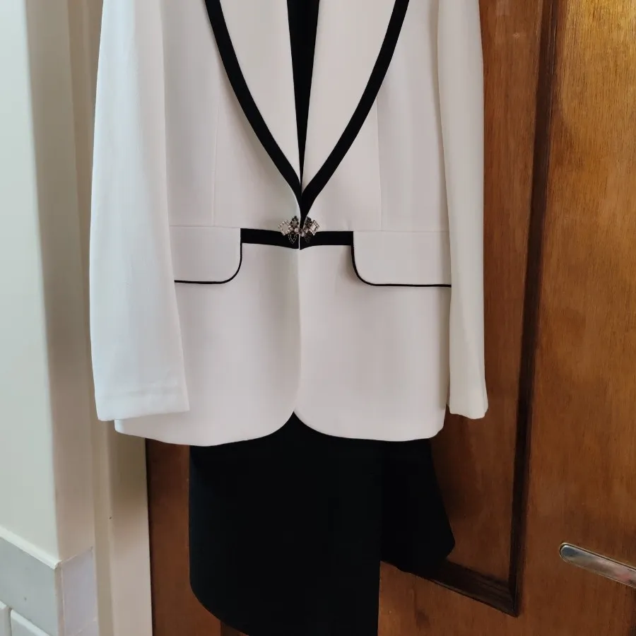 کت شلوار زنانه و دخترانه