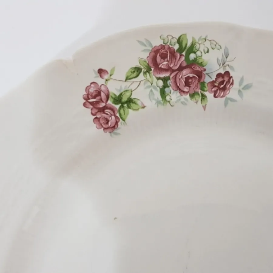 بشقاب میوه خوری