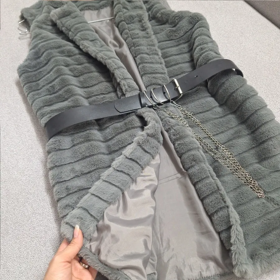 وست پوست (پالتو)