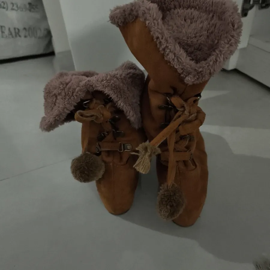 نیم بوت شتری سایز 37