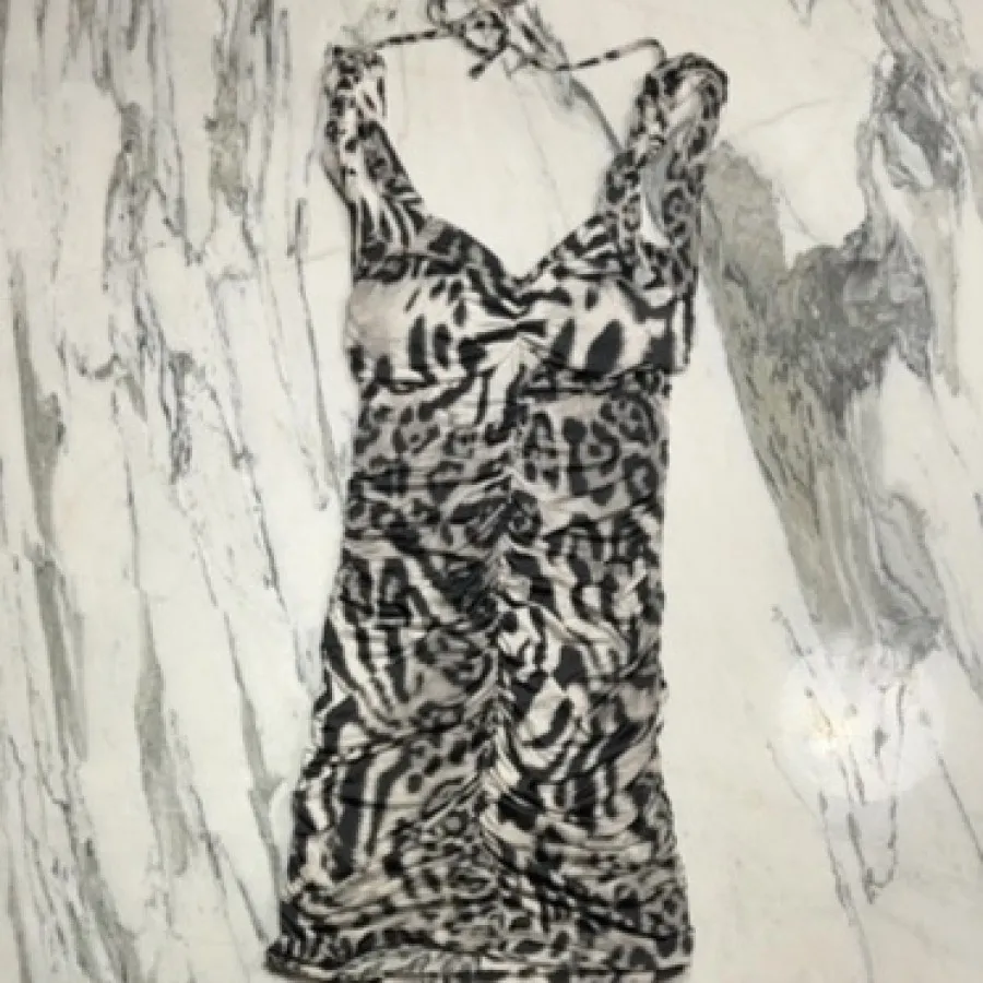 پیراهن پلنگی