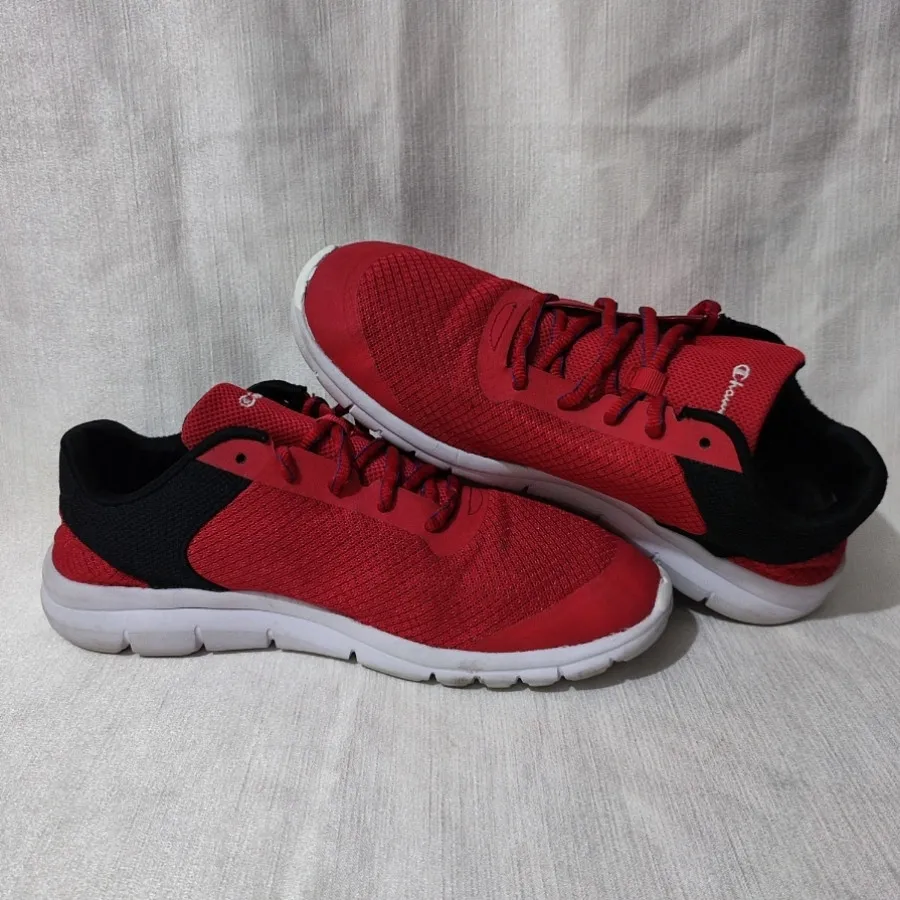 کتونی چمپیان