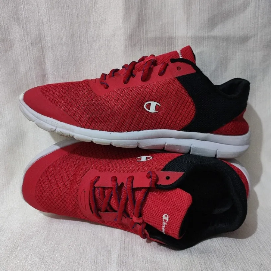 کتونی چمپیان