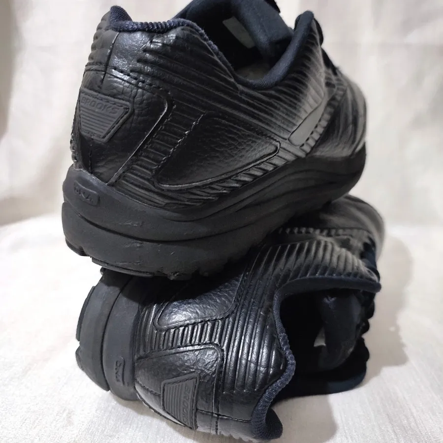 کتونی بروکس