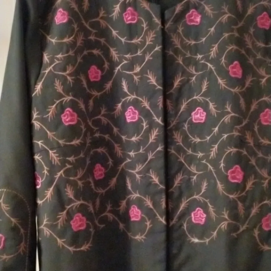 مانتو گلدوزی