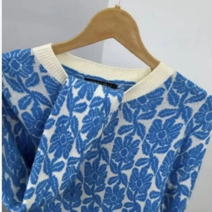 بافت زنانه خارجی amius