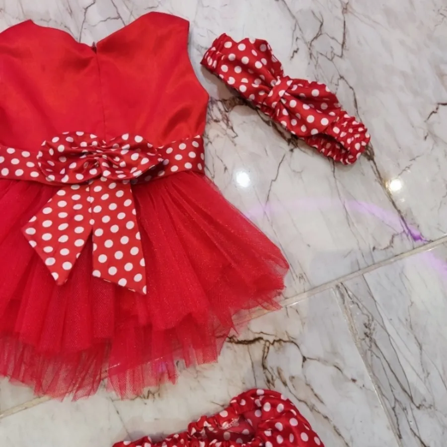 پیراهن دخترانه