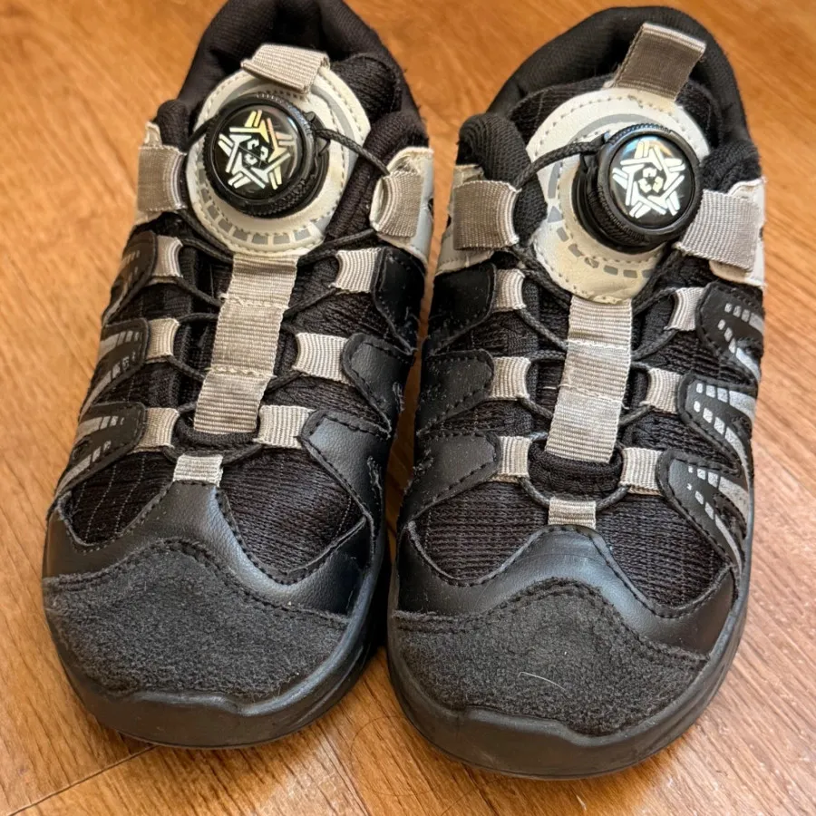 کفش پسرانه زیبا