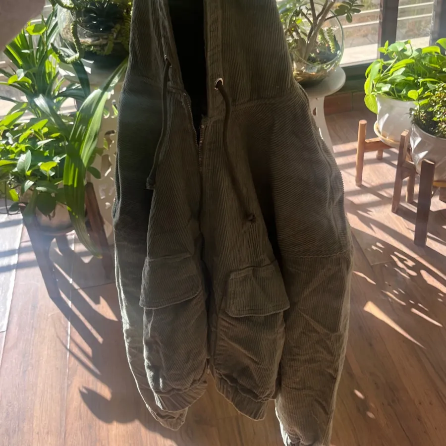 کاپشن مخمل کبریتی سبز