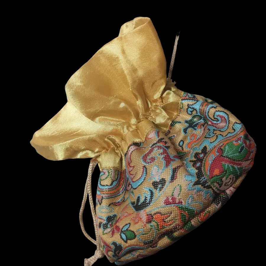 کیسه جواهر بقچه خاطرات