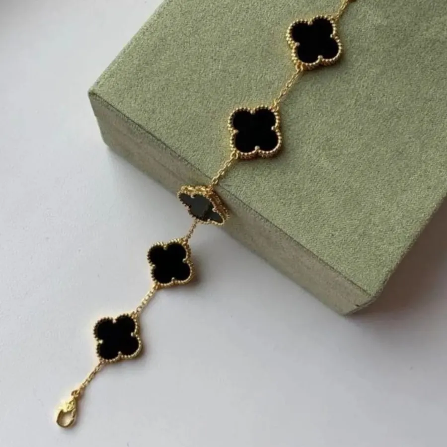 دستبند ونکلیف