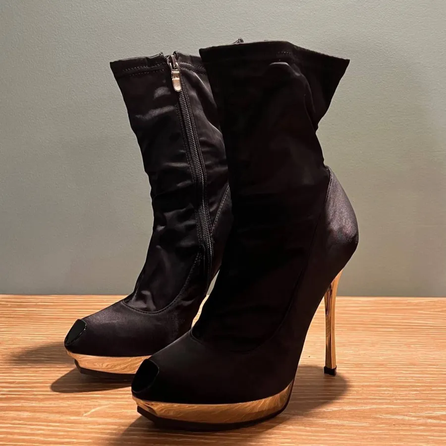 نیم بوت ساتن کش زنانه