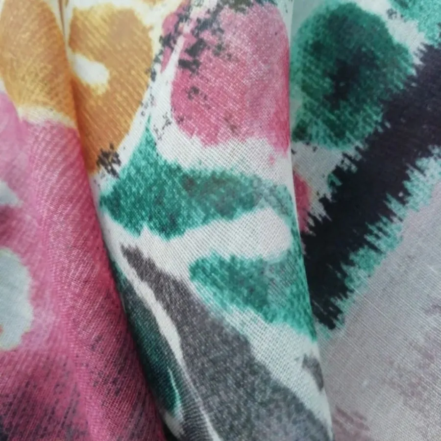 روسری نخی برند لیونارد