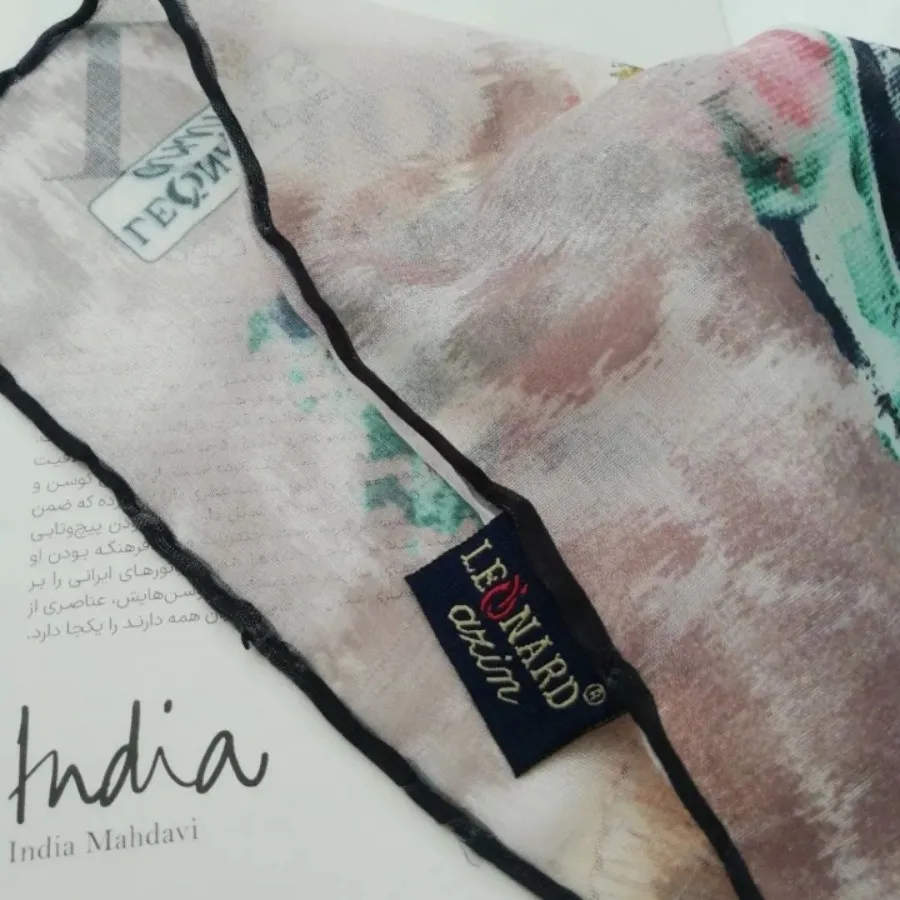 روسری نخی برند لیونارد