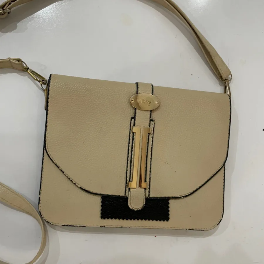 کیف دوشی کرم