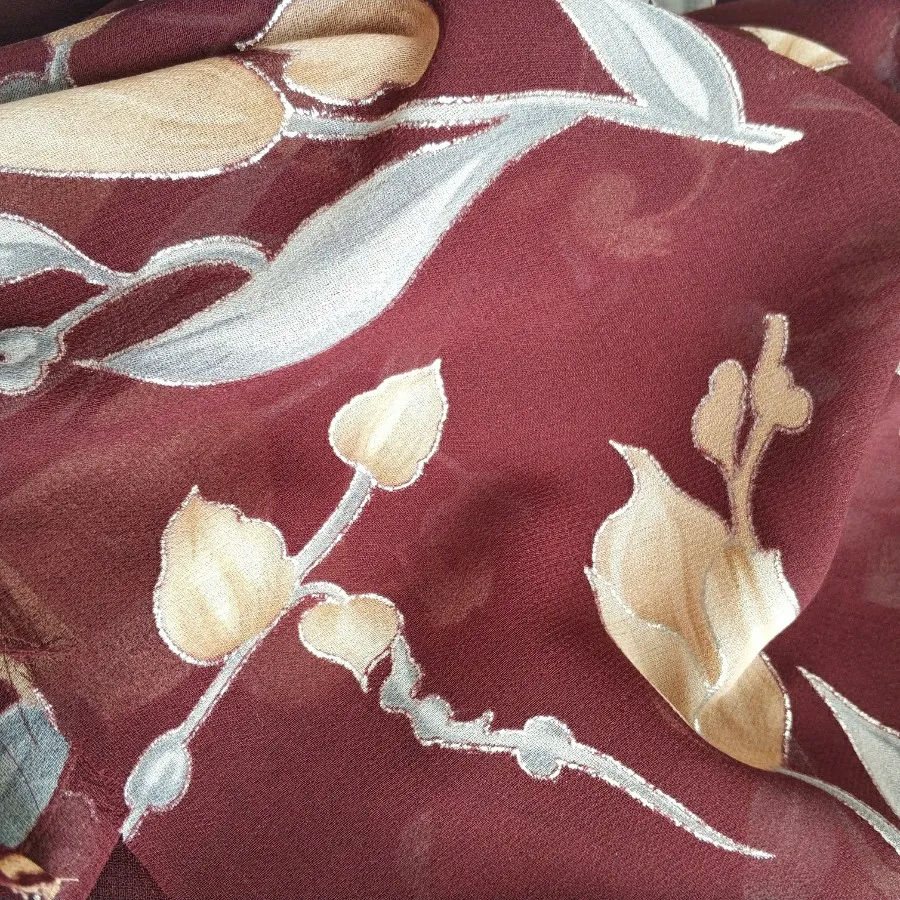 پارچه لباسی گلدار