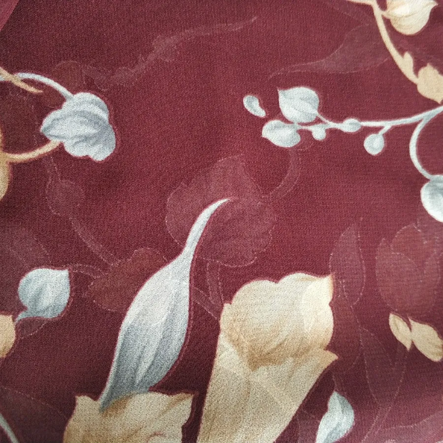 پارچه لباسی گلدار